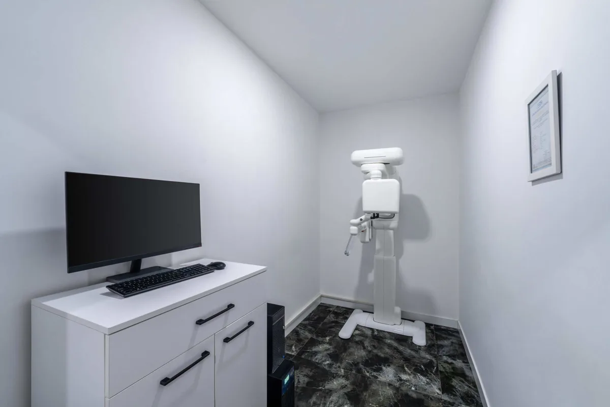Röntgenkamer voor 3D-scans bij Precious Dental in Antalya